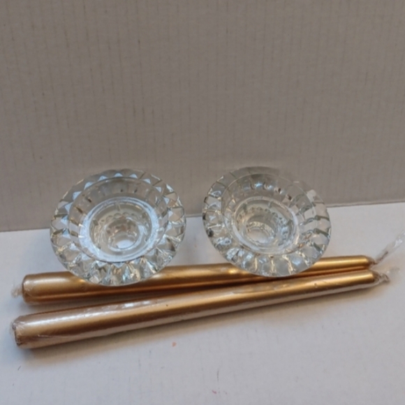 4/$30 Set of 2 Glass Candle Holders & 2 Gold Coloured Candles - Picture 2 of 6
